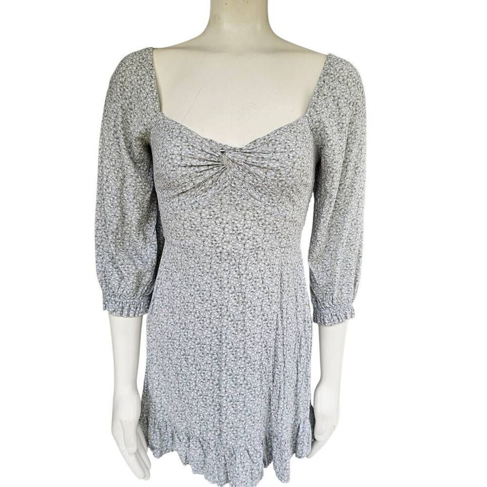 Hollister XS Gray Floral Mini Dress Long Sleeve Smocked Back Sweetheart